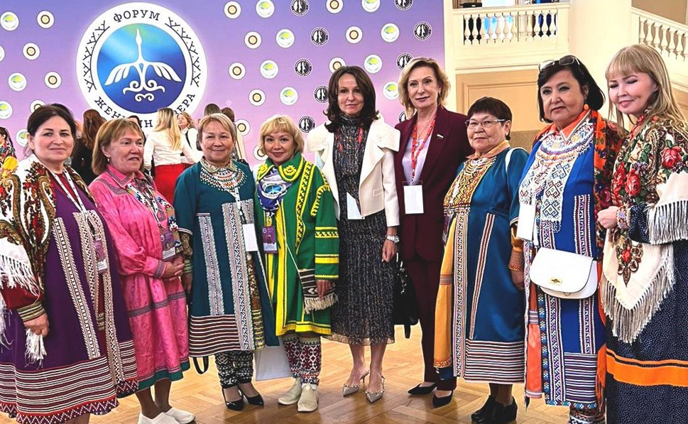 Проходит Первый Форум Женщин Севера!