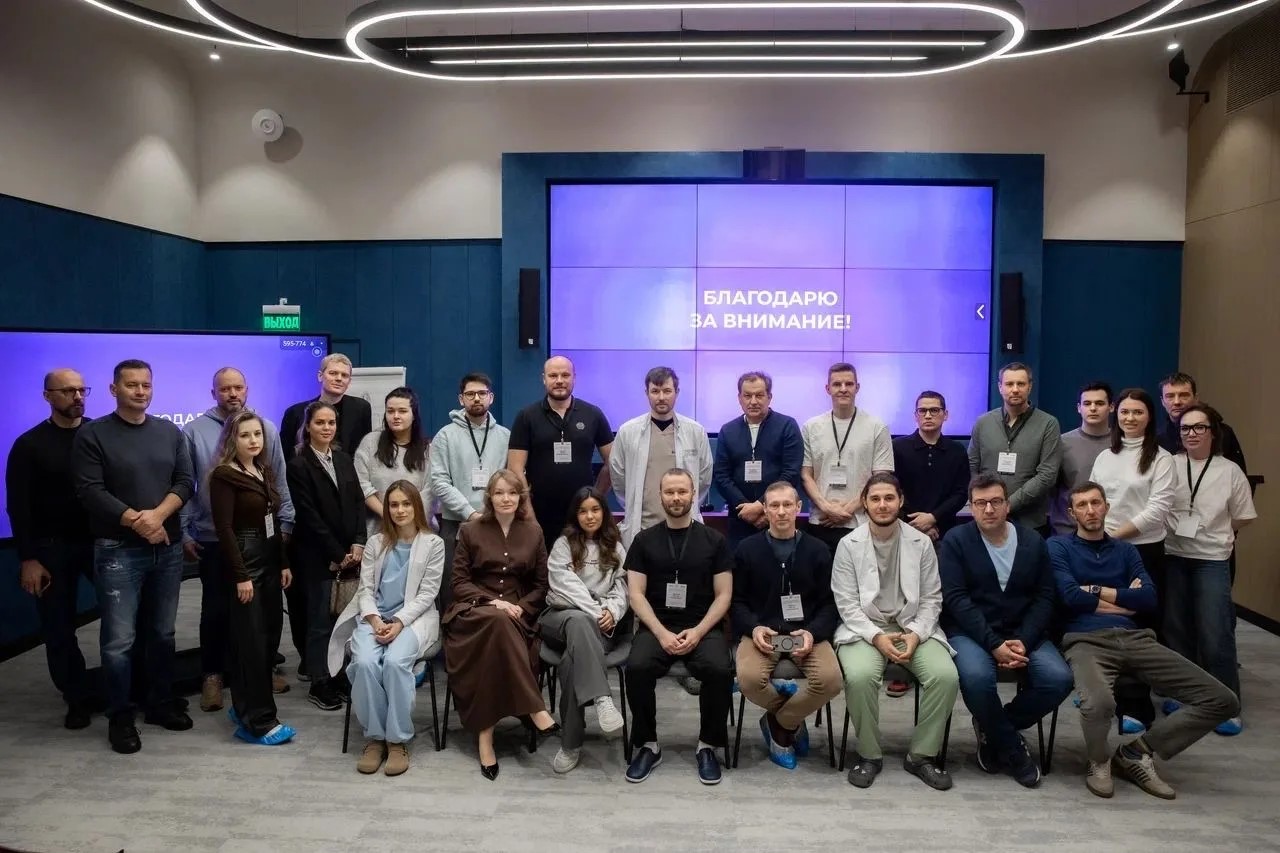 В Институте пластической хирургии и косметологии состоялся мастер‑класс по эстетической хирургии лица. Мероприятие было посвящено двум востребованным техникам: Бивекторальному лифтингу и Extended Deep Plane.